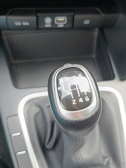Prodám Kia Ceed 1,4 benzín - 11