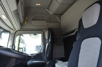 Tahač návěsů FORD F-MAX - 11