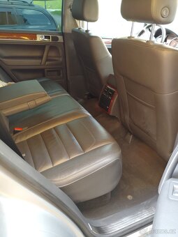 VW Touareg 3.0 V6 - 11