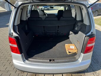 VW Touran 2,0TDi 103kW - 11