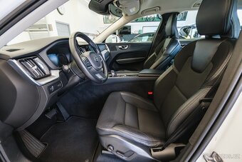 Volvo XC60 2020  B4 AWD 145kW Momentum Pro - 11