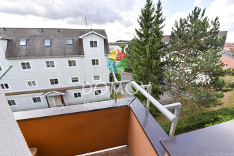 Pronájem bytu 3+kk, 66 m², Králův Dvůr – ul. Pod Hájem - 11