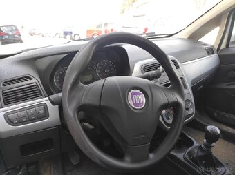 FIAT PUNTO 1.2i po 1. MAJITELI KOUPENO V ČR - 11
