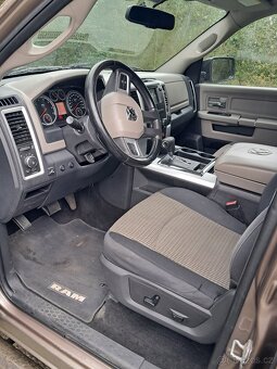 Prodám Dodge RAM 1500 HEMI 5,7 4x4 DPH - 11