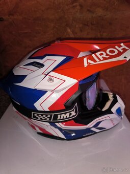 Přilba AIROH - 11