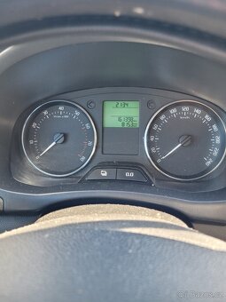 Škoda fabia 2 1.2 HTP 44kw 2011 - 11