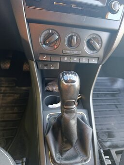 Škoda Rapid - 11