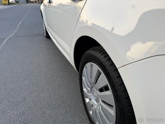 Škoda Octavia 3 1.4 tsi 103kw elegance 46 tkm CANTON Xenony - 11