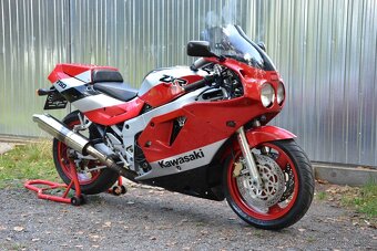 Kawasaki ZXR-750H2 - 11