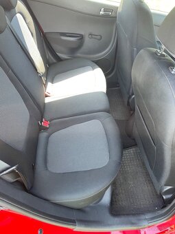 Hyundai i20 - 11