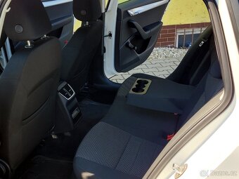 Škoda Octavia, 2,0 TDI 135kW 4x4 DSG málo najeto - 11