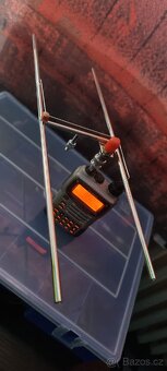 Yaesu VX-7R vč příslušenství. - 11