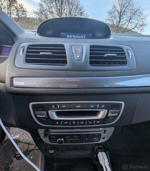 Renault Megane Grandtour 1.5dCi 81kW Limited - 11