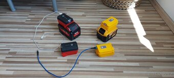 Powerbanka,Aku Milwaukee,DeWALT,Makita 18V s LED svítilnou. - 11
