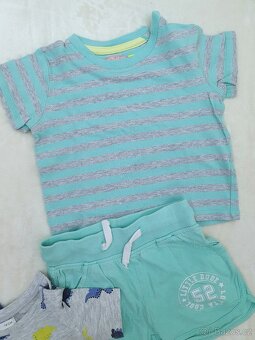 20 Kč/ks  Letní oblečení 74/80 a 80 - 11