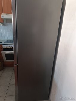 Whirlpool Lednice s mrazákem - 11