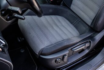 Volkswagen Passat CC 2.0-TDI - 11