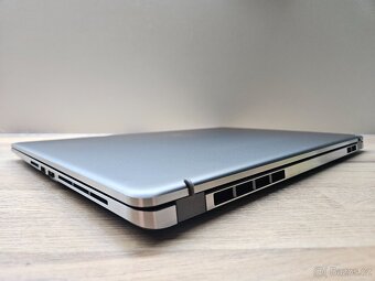 17" 165HZ DOTYKOVÝ_MSI CREATOR Z17HX_i9_64GB_RTX 4070 8GB - 11