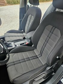 VW Golf VII Variant 1.6 TDI 77 kW mod. 2014 Dovoz SRN - 11