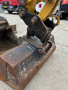 CAT 302.7 DCR POWERTILT - 11