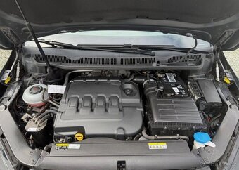 Volkswagen Touran 2.0 TDI DSG UNITED LED ACC nafta automat - 11