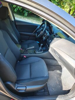 Mazda 3 BL 2012 facelift - 11