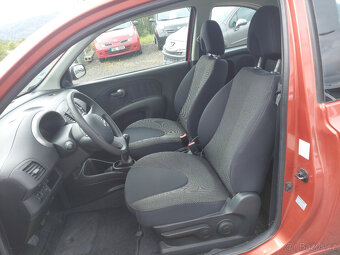 Nissan Micra 1.3i - 11