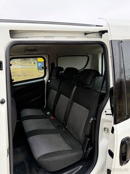 Fiat Doblo 1,6 5 míst - 11
