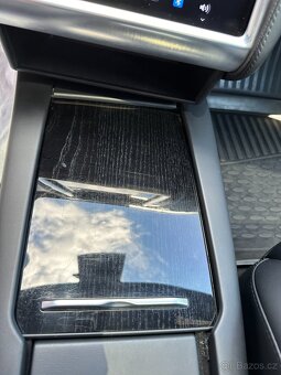 Tesla Model S 75 386 kW - 11