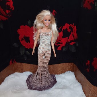 dlouhé šaty pro panenku - 11