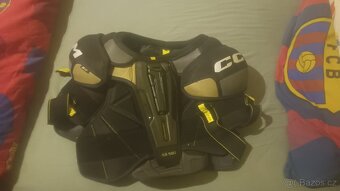 Hokejová výstroj - 11