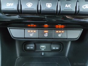 Kia Sportage GT LINE 1.6 TGDi  AUTOMAT 4x4 V ZÁRUCE - 11