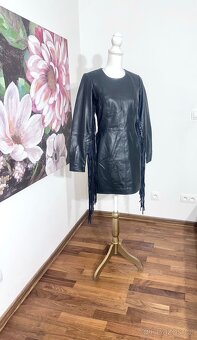 Kožené šaty v Boho stylu 100 % kůže NASTY GAL PC 10.700 - 11