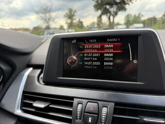 BMW 2 Grand Tourer 218 Sport Line r.2015  7 míst - 11