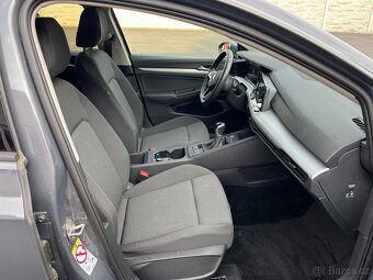 VW GOLF VARIANT 2.0TDI rv.2023 - 11