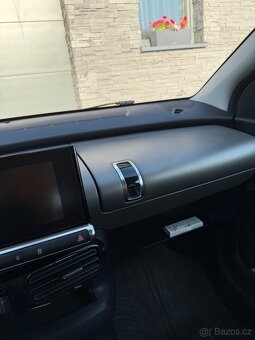 Citroën C4 Cactus,  1.2 VTi - 11