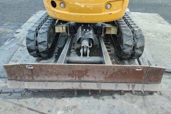 CATERPILLAR 301.7D CR – MINI BAGr – TOP STAV - 11