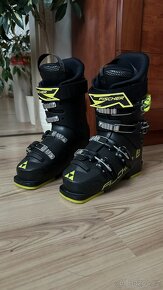 Prodám Fisher sjezdové boty juniorské 23,5 cm - 11