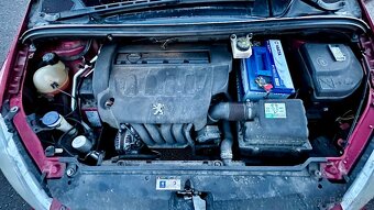 Peugeot 307 CC 2.0 103 kW - 11