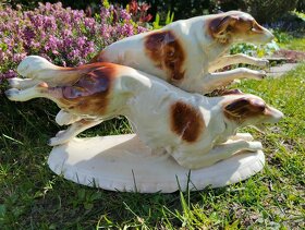 Staré porcelánové sousoší psů - 11