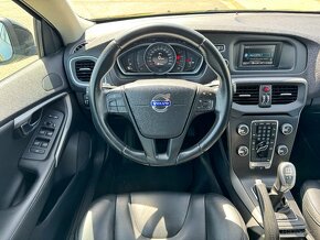 VOLVO V40 2.0 D4 130kW //2014 5TI-VÁLEC 150TKM KŮŽE SERVISKA - 11