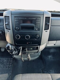 MERCEDES-BENZ SPRINTER 319,  3.0 CDI, L4H2 140KW - 11