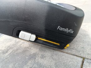 Vajíčko Maxi Cosi a báze isofix do auta - 11