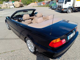 BMW 323CI - 11