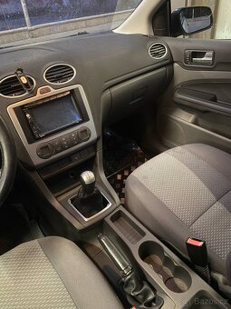 Ford Focus II combi, 1.6 benzín, 74 kW - 11
