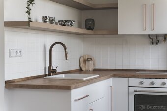 Slunný byt 1+KK / 2+kk 51 m² U Lomů, Plzeň - 11