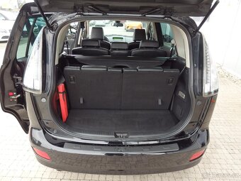 MAZDA 5 2.0 BENZIN GTA  XENONY EL.DVEŘE KŮŽE ALU R17 2010 - 11