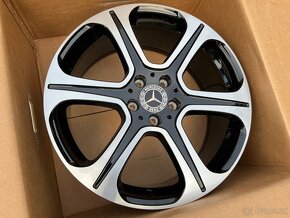 MERCEDES třídy E alu kola 17" zimní komplet, originál  - 11