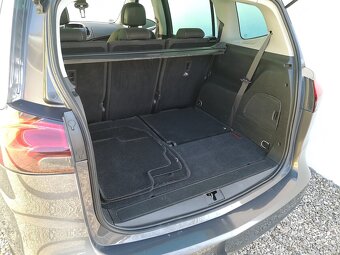 Opel Zafira 2.0 CDTi 96kW Sport 7.Míst. Tažné - 11