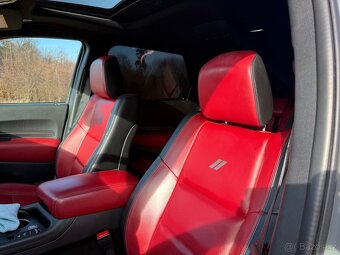 Dodge Durango RT 2022 4x4 DPH a záruka 7 míst - 11